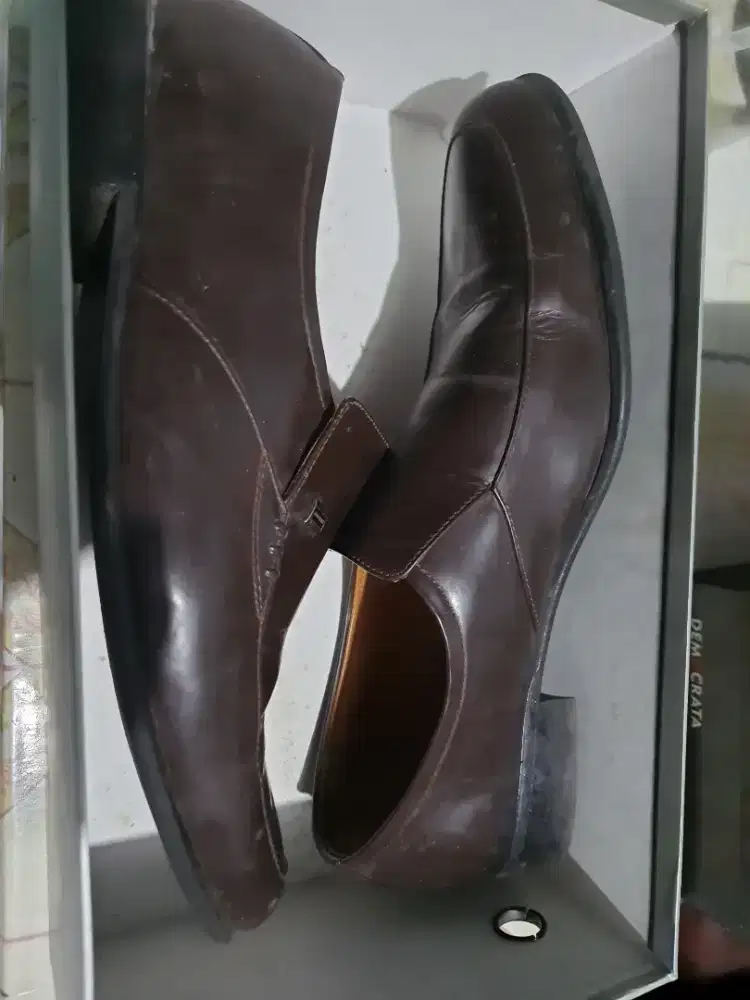 Sepatu Buccheri Siza 44 Kulit asli