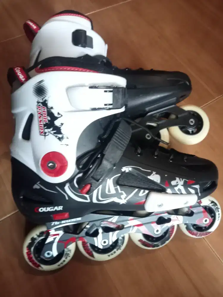 Sepatu roda cougar Slalom
