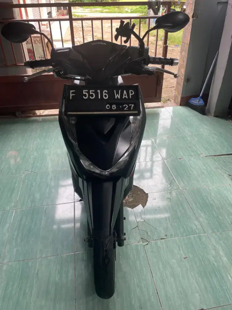 Honda beat deluxe Cbs iis