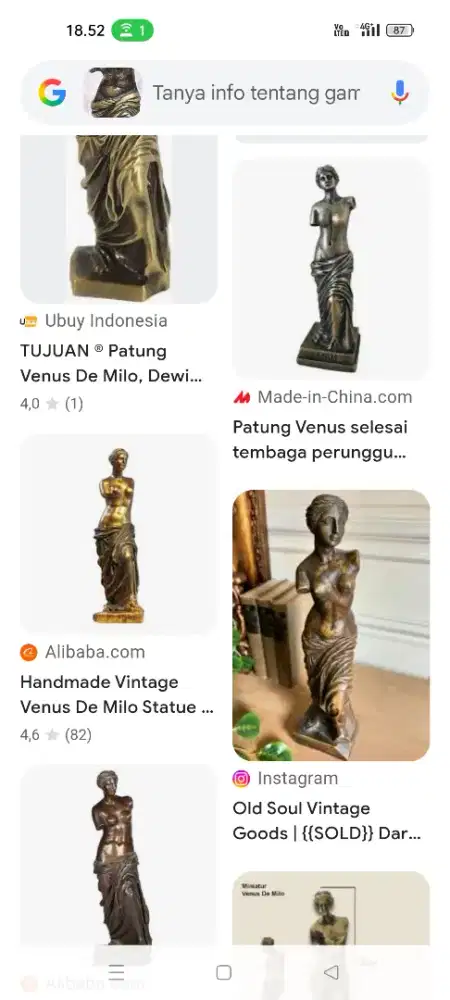 Patung perunggu vintage