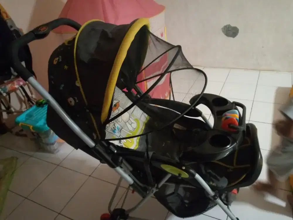 Di jual stroler layak pakai,NEGO
