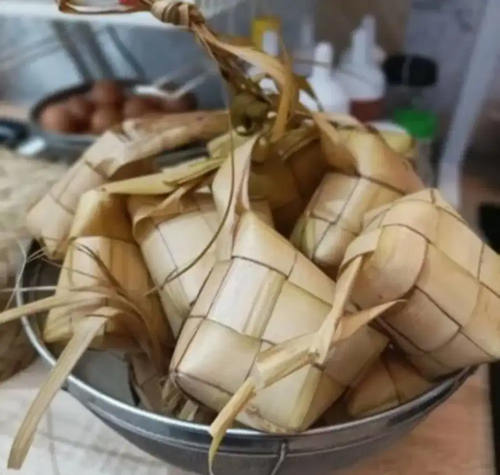 Jual Ketupat Dan Lontong Besek