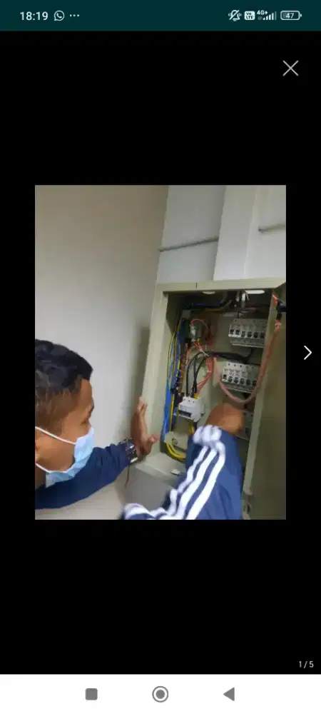 Tukang listrik panggilan