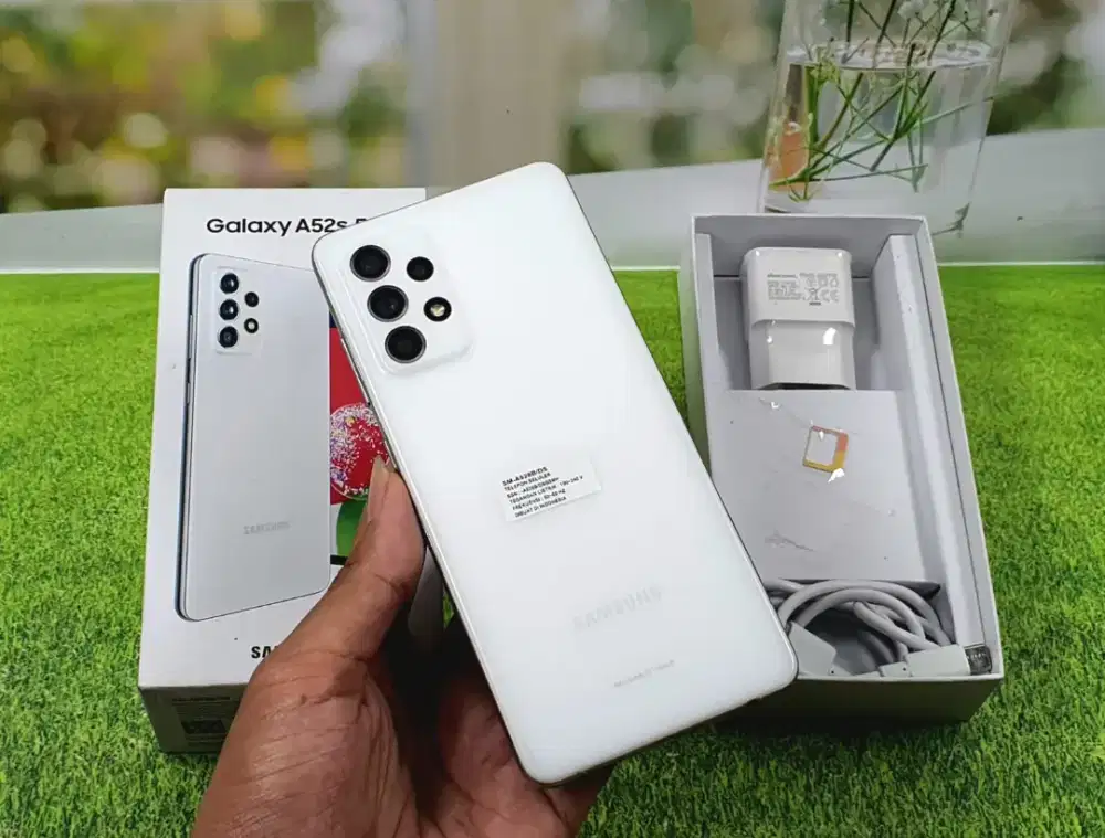 Samsung Galaxy A52s 5G NFC 256GB fullset Resmi SEIN