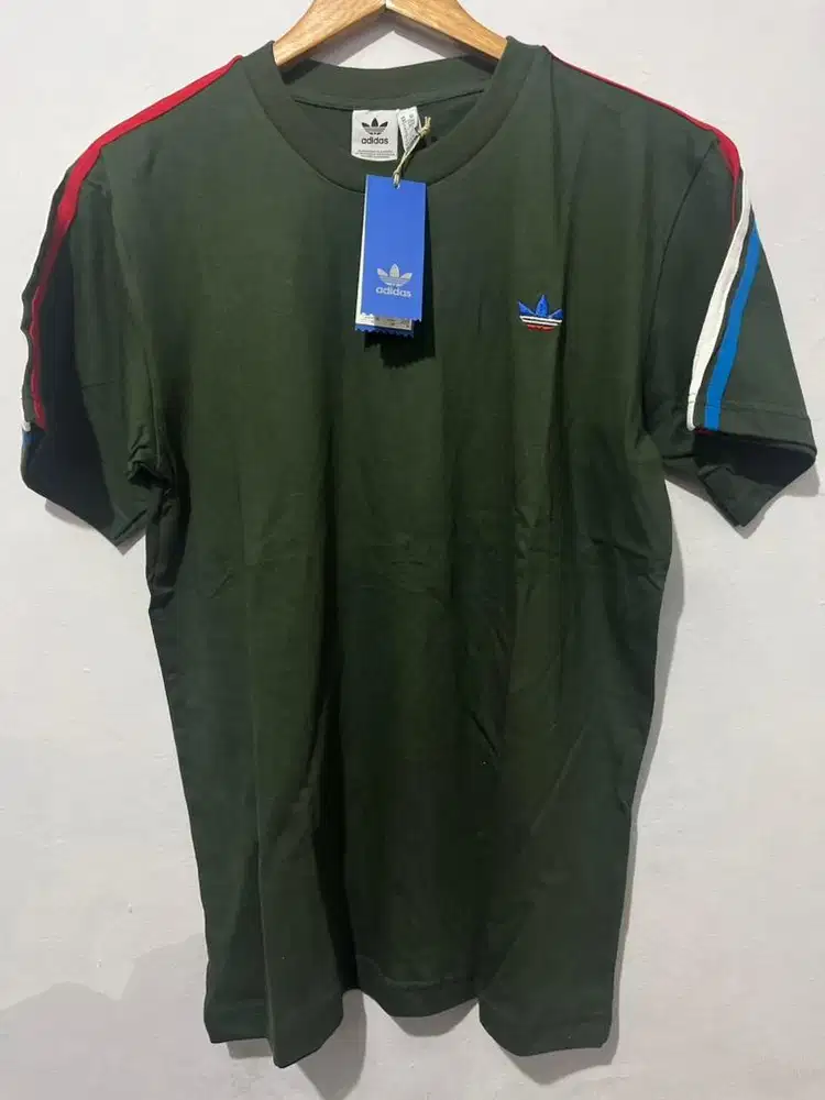Kaos Adidas - M