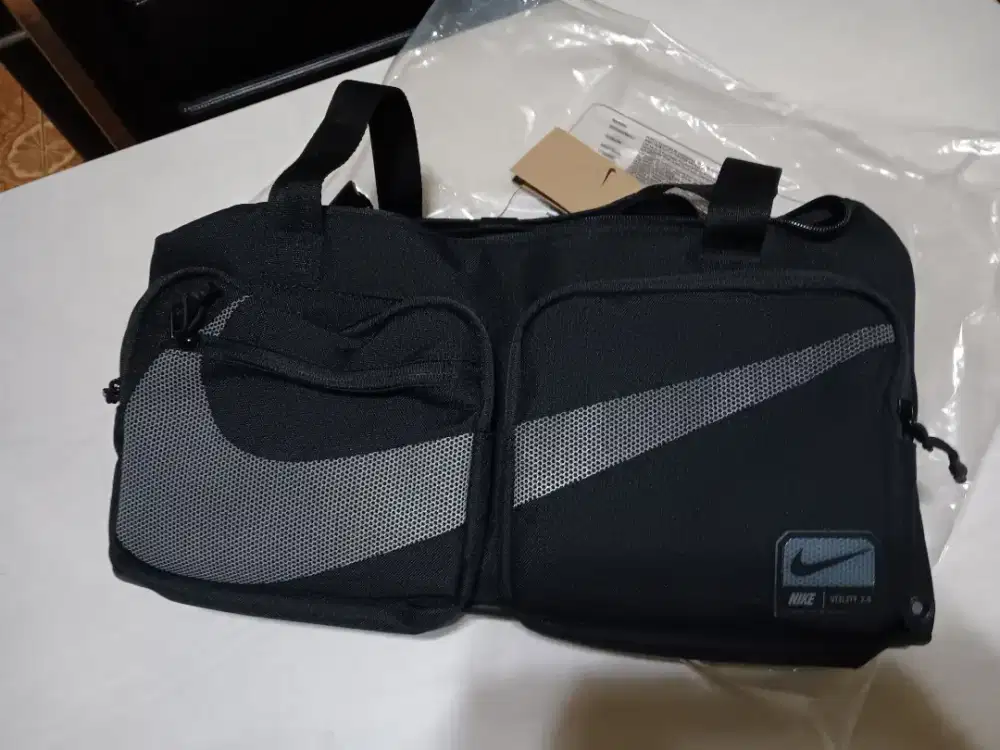 Nike boston bag golf BISA NEGO