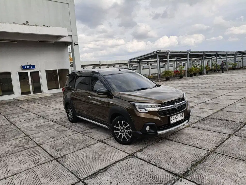 ‼️dp15‼️full record Suzuki XL 7 Alpha Ertiga AT coklat 2020 2021
