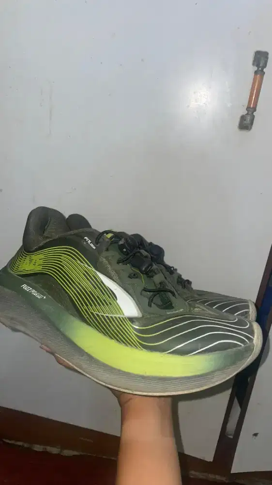 910 nineten haze tempo sepatu lari