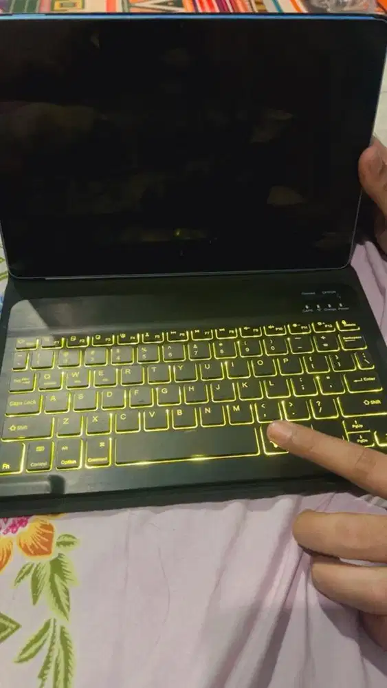 dijual tablet bekas serasa baru