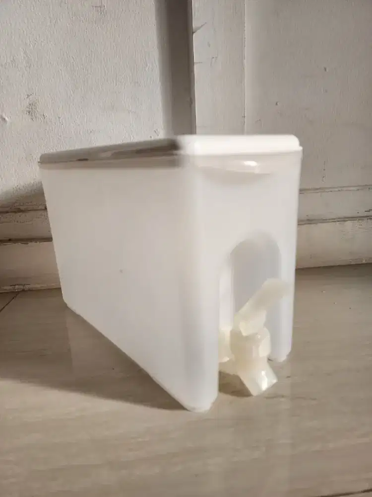 Dispenser kulkas 3,5L