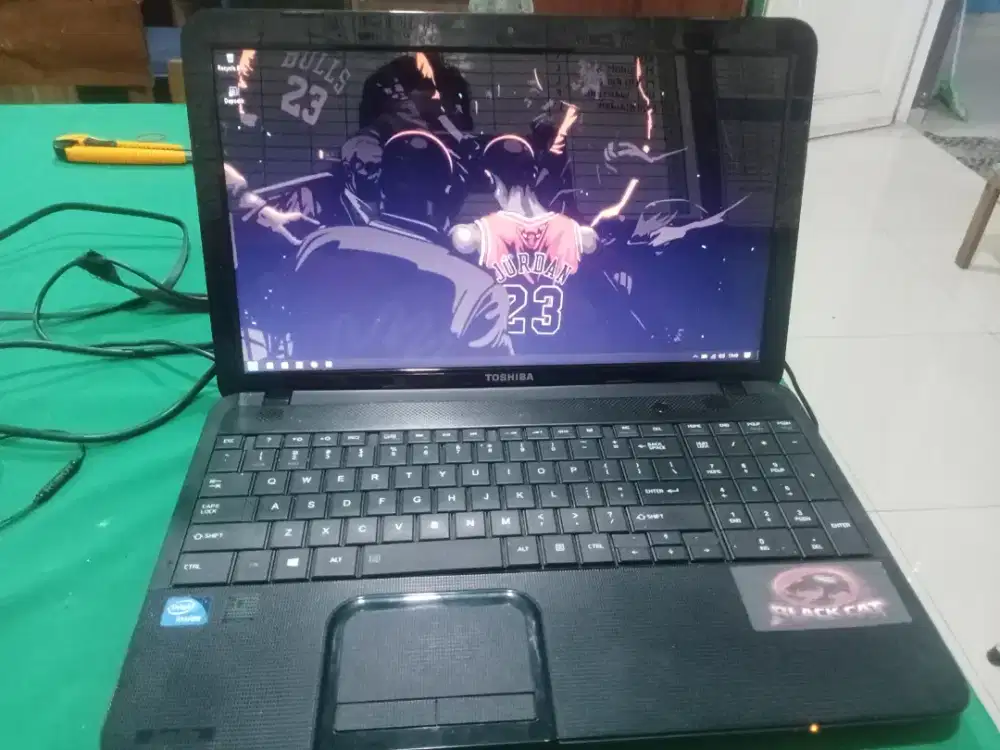 Di jual THOSIBA C850