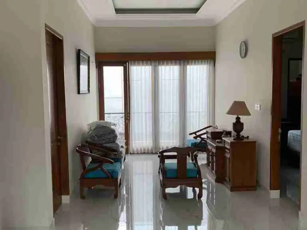 Dekat Toll, Ruamh Siap Huni dijual di Cipete Jakarta Selatan