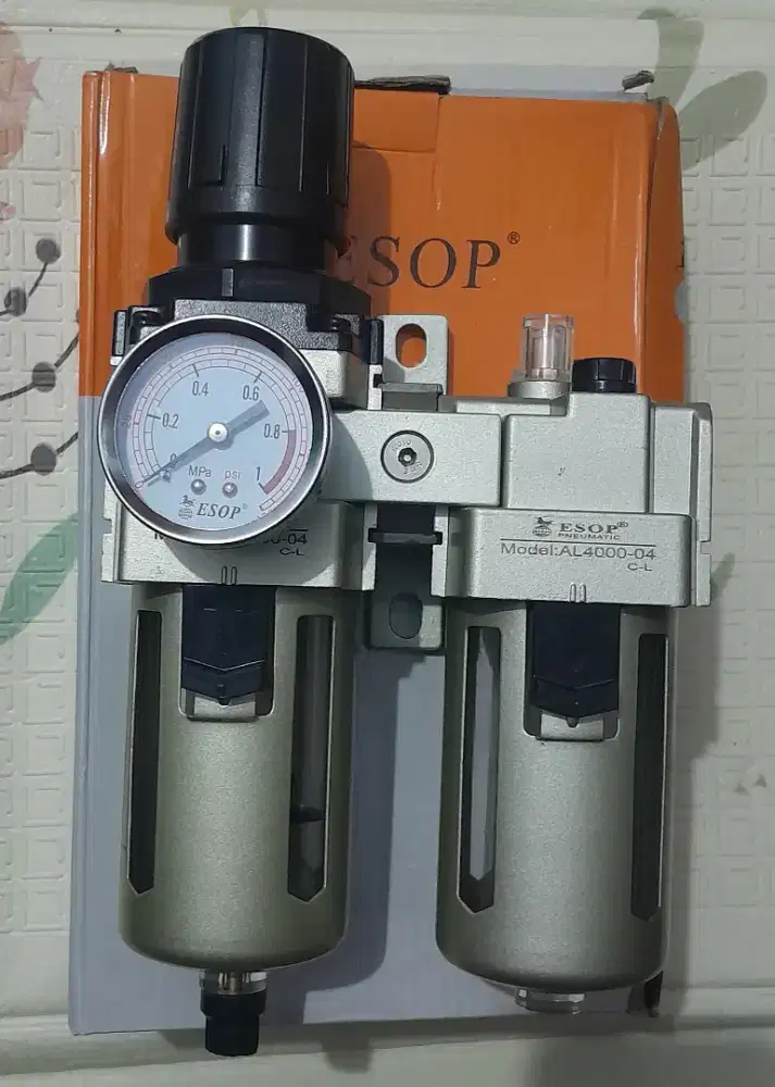 Regulator kompressor