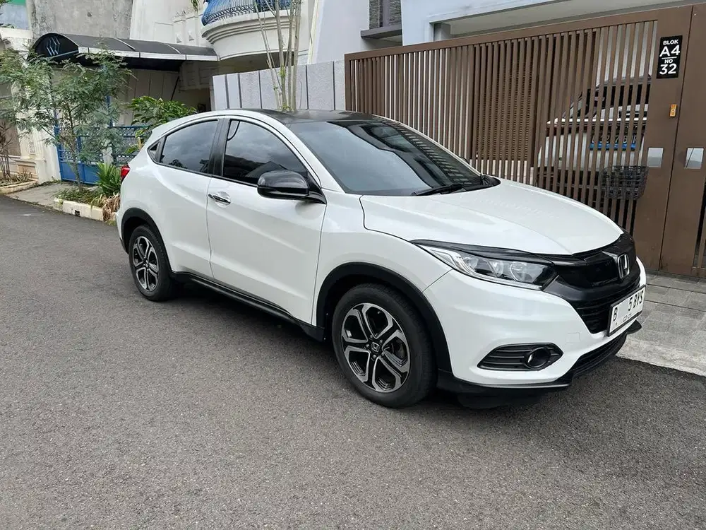 2018 Honda HRV 1.5 E CVT Facelift LOW KM Mint Condition