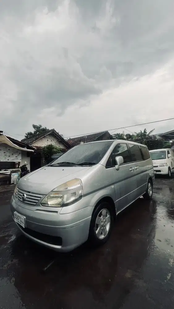 Nissan Serena 2007 Bensin