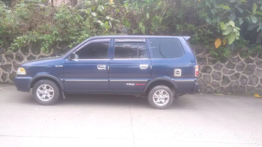 Toyota Kijang 2002 Bensin