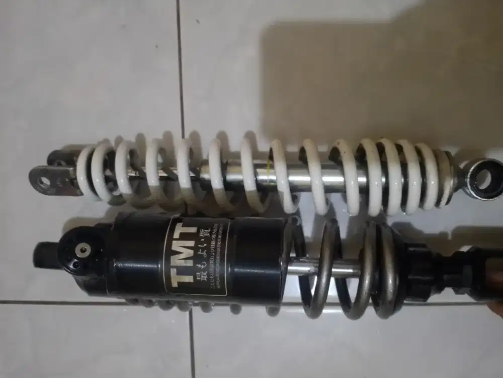 Shockbreaker tabung dan biasa
