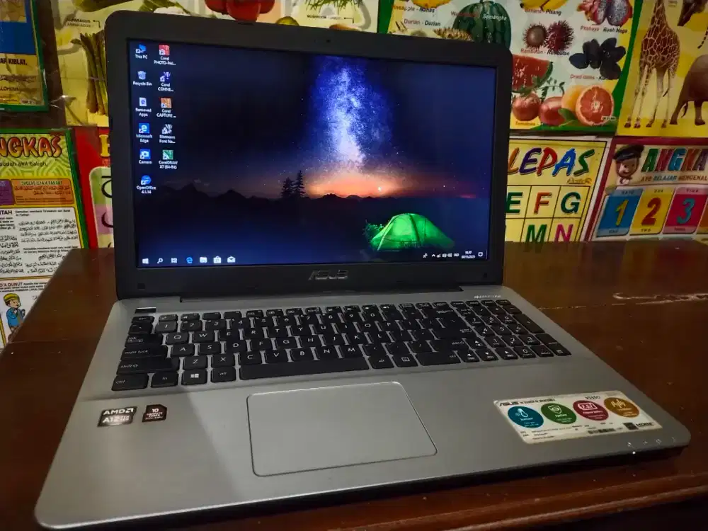 Di jual laptop Asus x555qg