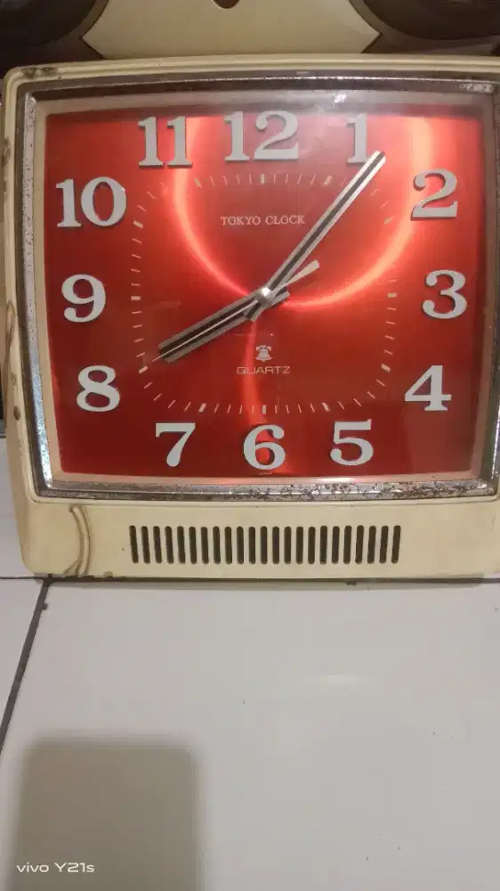 Jam jadul bel Tokyo clock