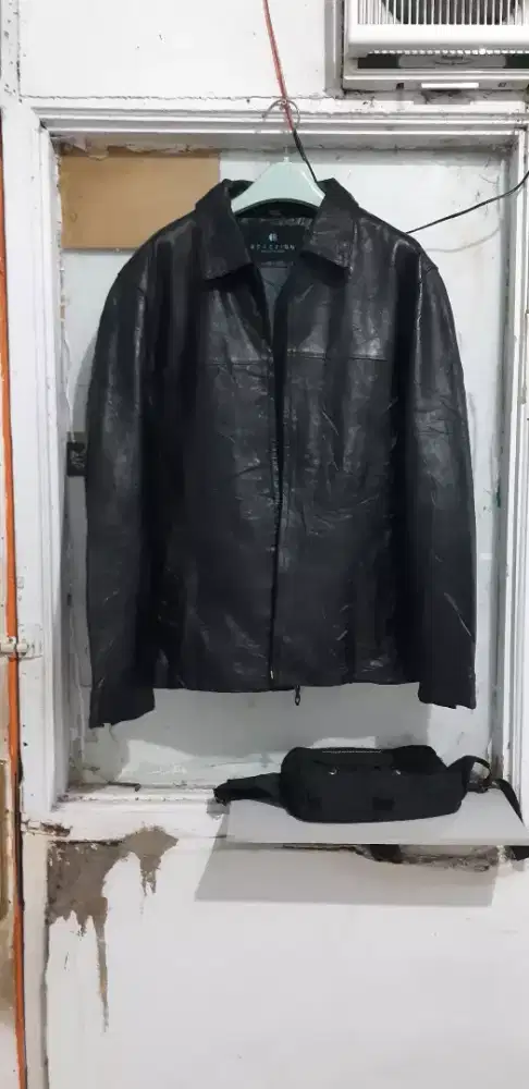 Jaket kulit asli kenneth cole reaction