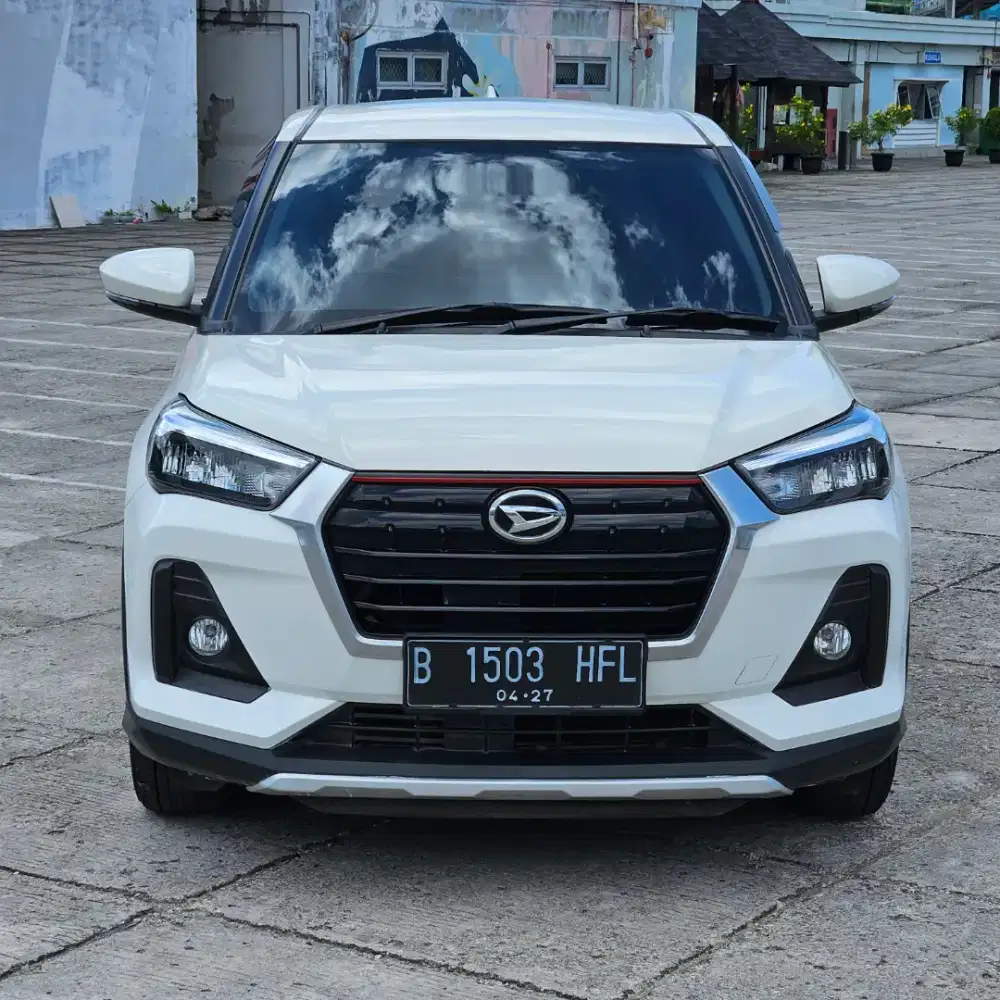Daihatsu Rocky 2022 A/T X Ads tipe tertinggi km 20 ribuan record tgn 1