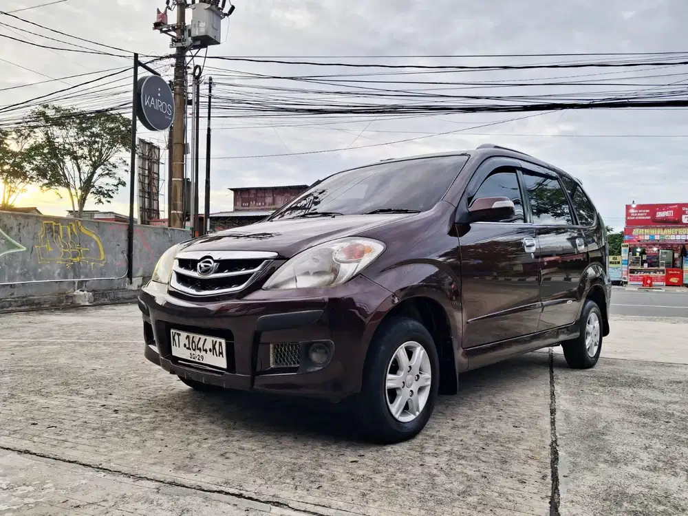 Daihatsu Xenia 2009 Bensin