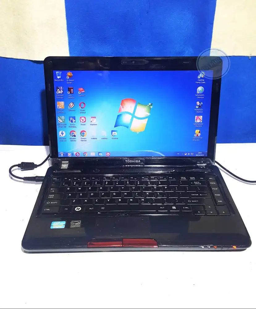 Laptop Toshiba Ram  4 Red batry drop 10 mnt