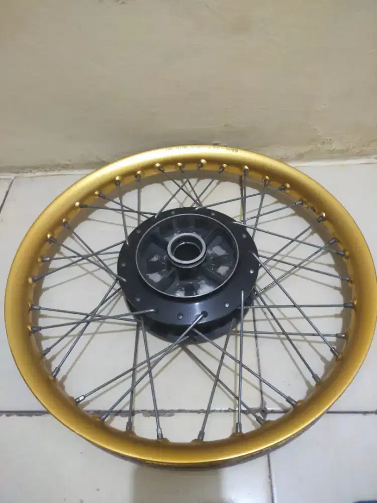 Velg jari jari Jupiter z
