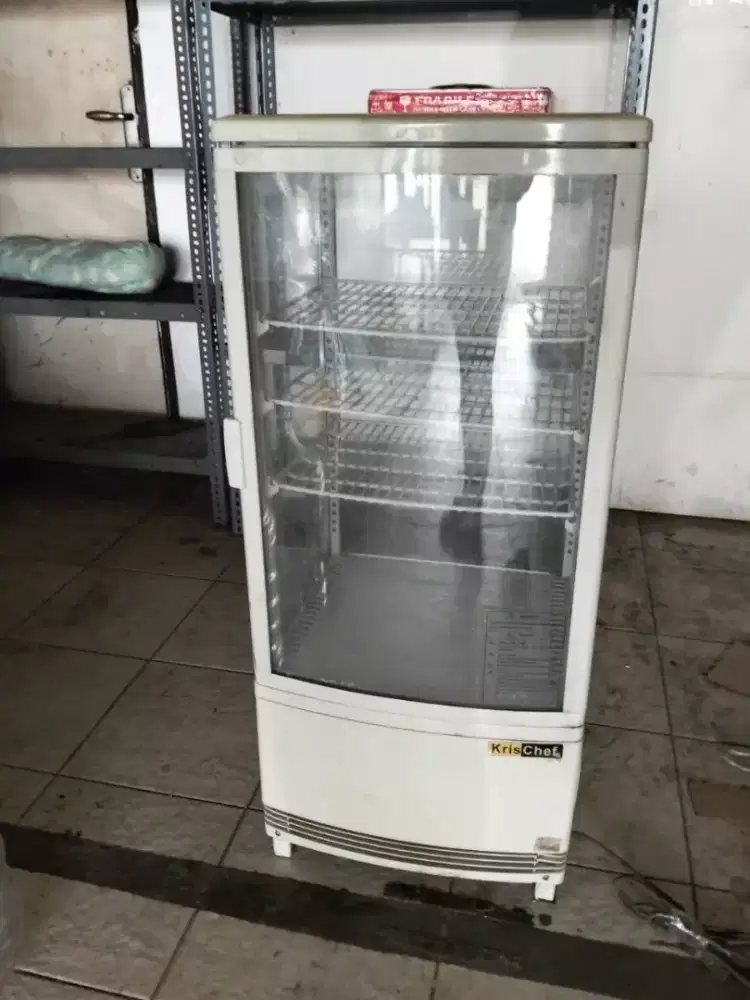 KRISCHEF SHOWCASE
REFRIGERATOR MINUMAN
Kondisi DINGIN SIAP PAKAI