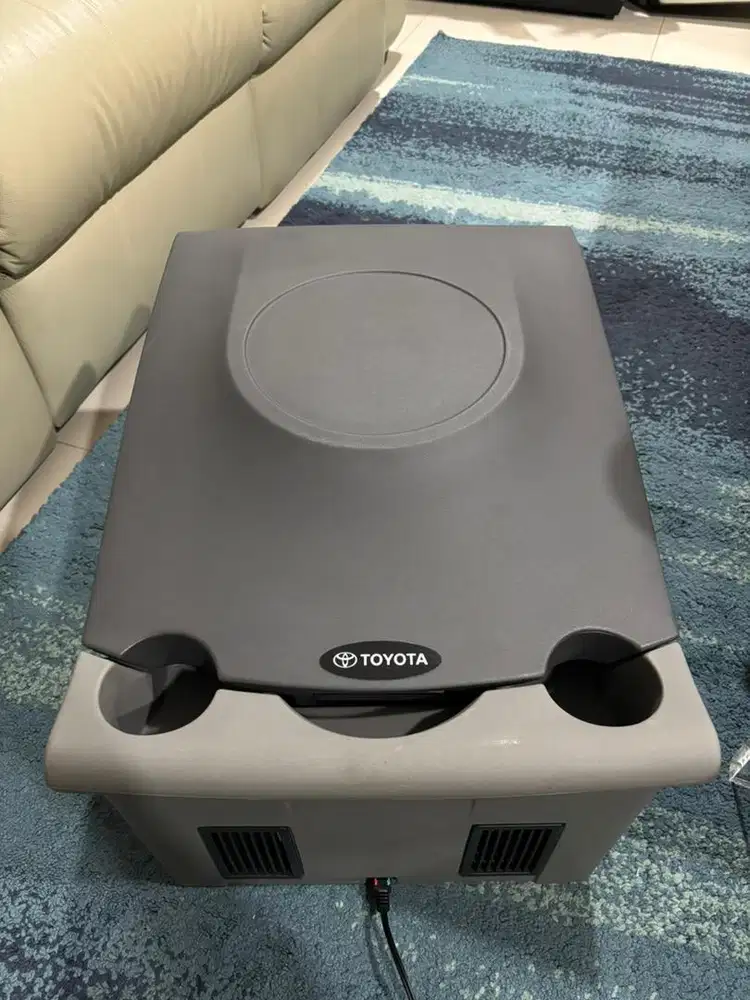 Cool Box Original Toyota