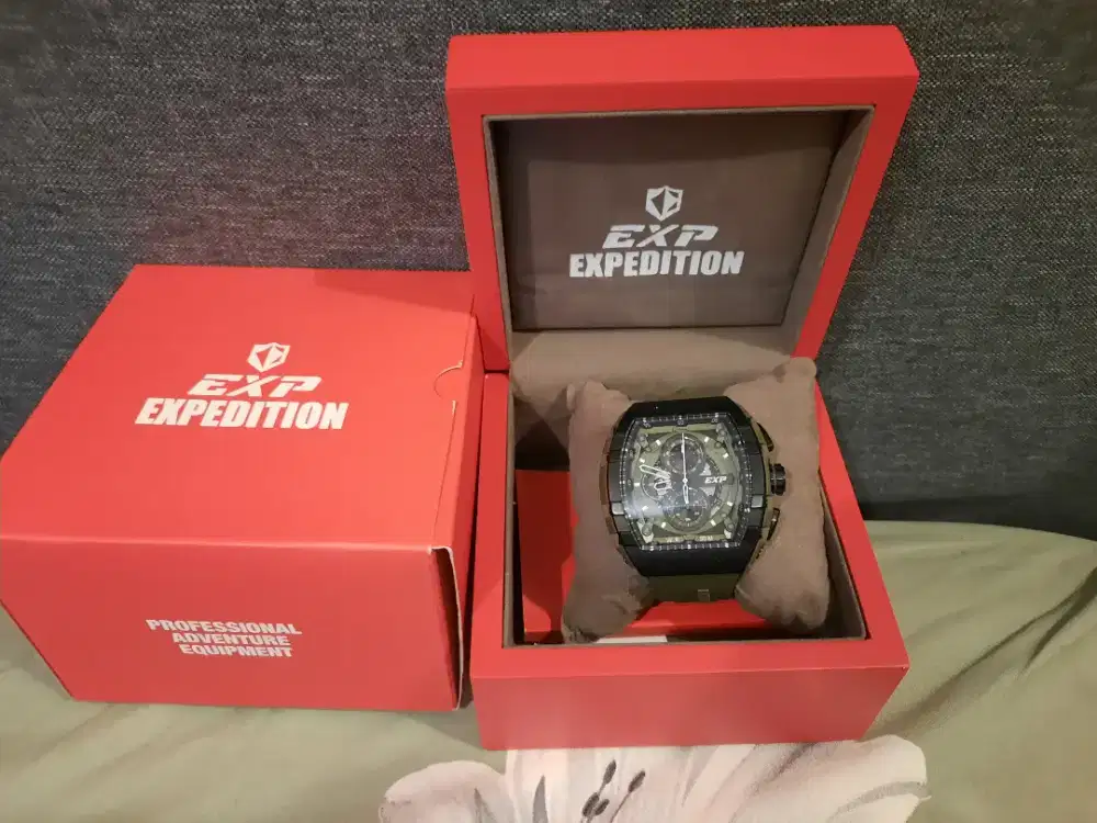 Jual Cepat Jam Tangan Expedition 6782MC Like new lengkap original