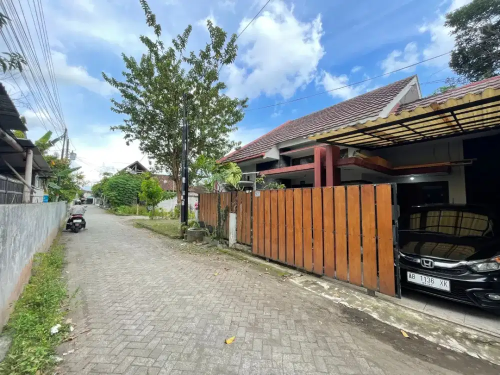 Dijual Rumah Modern Minimalis full furnished area maguwo, dekat kampus UPN, AMIKOM,  RS JIH & RS Hermina