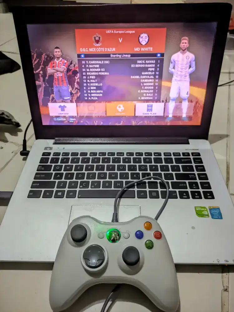 Laptop Asus i5 udh ssd 224 ram 8