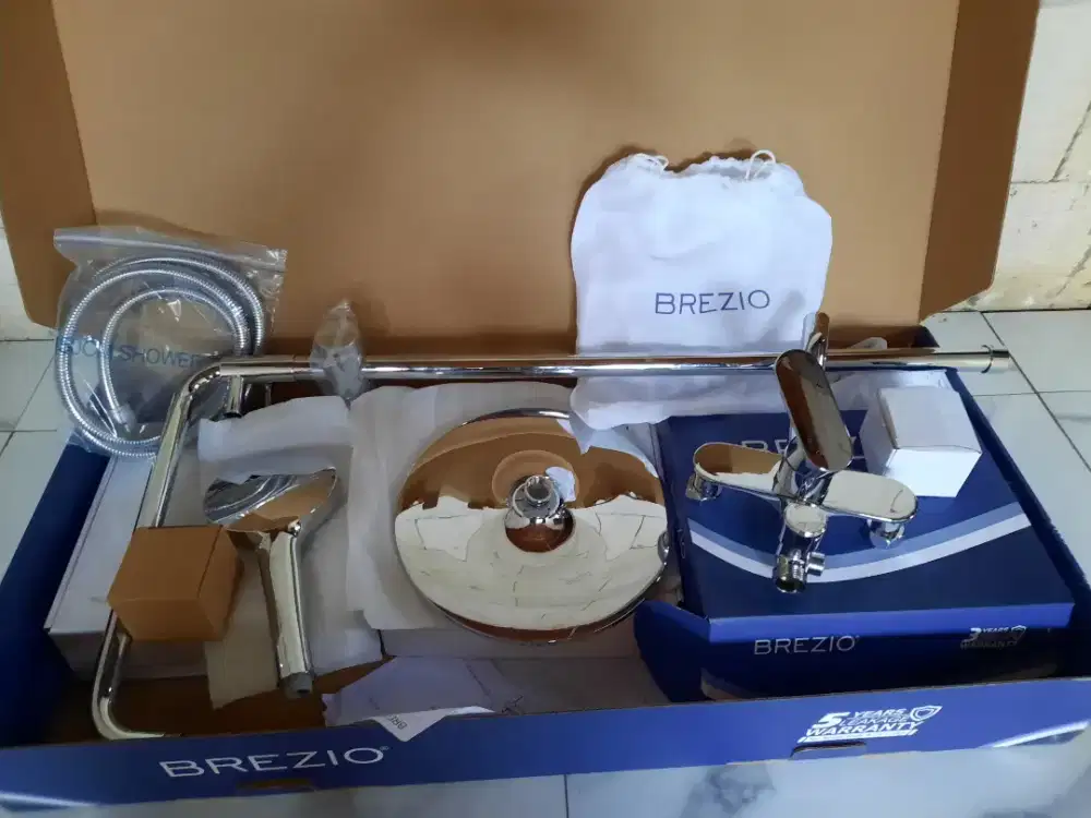 Jual cepat Shower Brezio FCBZ 1303 Baru belum dipakai