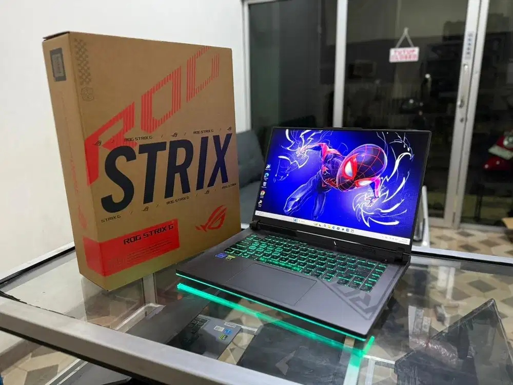 ROG STRIX CORE I7-13650HX RTX4050 FULSET GARANSI 1 thn