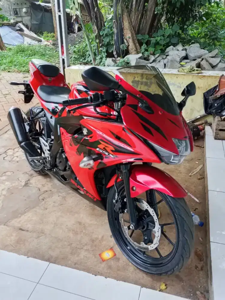 SUZUKI-GSX. 2017 KOMPLIT