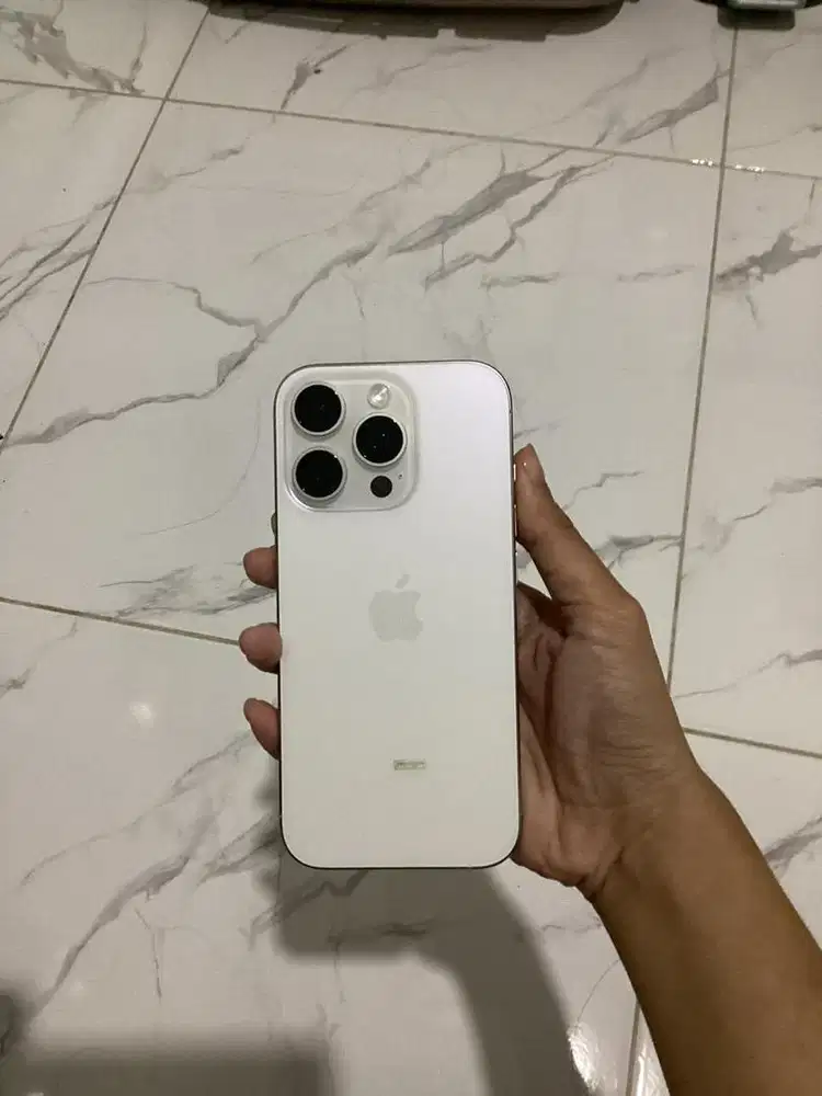 iPhone 16 pro 128 ID/A