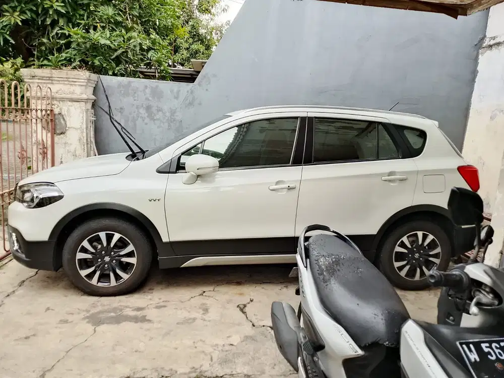 Suzuki SX4 2018 Bensin