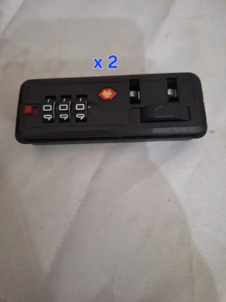 Kunci nomor untuk koper 
Uk3 untuk koper samsonit 
dan logel warna hit