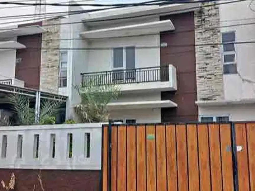 Rumah Siap Huni di Perumahan Karang Tengah Permai Ciledug