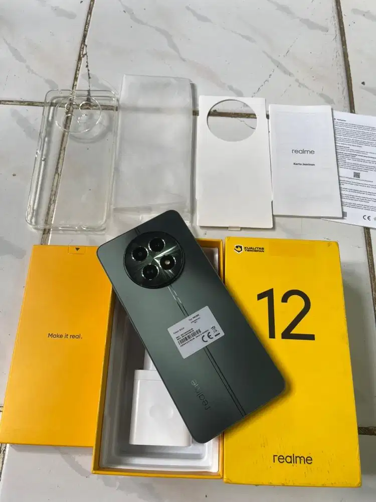 Realmi 12 5G ram 8/256 like new