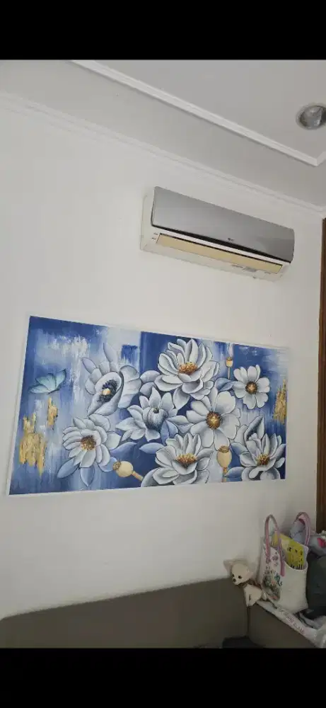 Lukisan bunga timbul