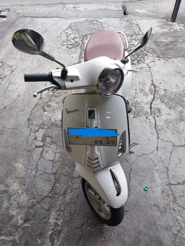 VESPA PRIMAVERA 2015 Mesin Halus Km Rendah Jarang Pakai