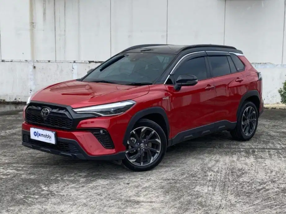 Like New Toyota Corolla 1.8 Cross Hybrid GR Bensin-AT 2023 Merah BKITO