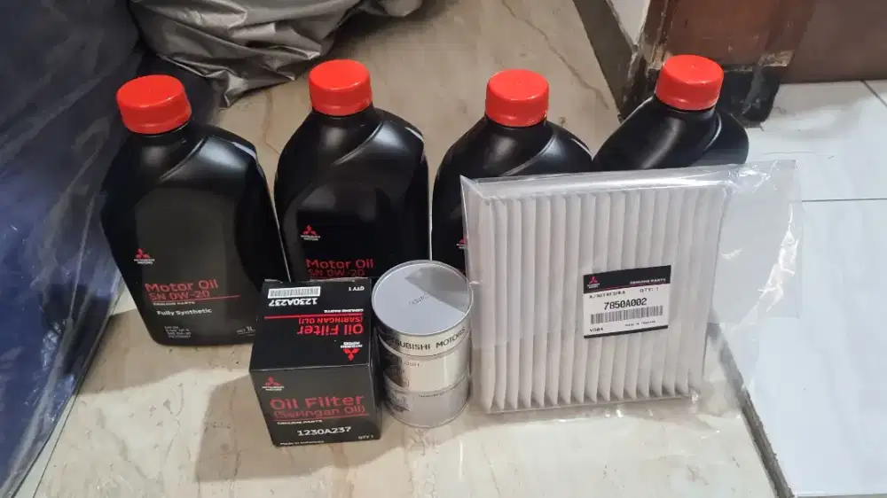 paketan oli service mitsubishi orisinal bawaan dealer