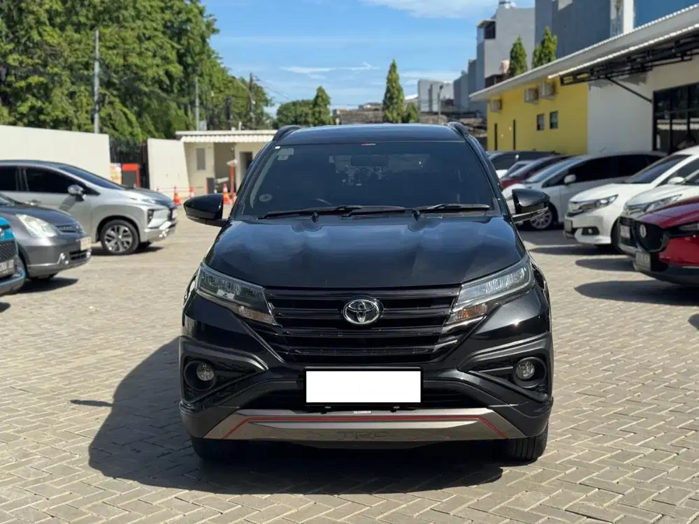 Rush TRD sportivo AT black 2019. Mulus siap pakai bebas banjir