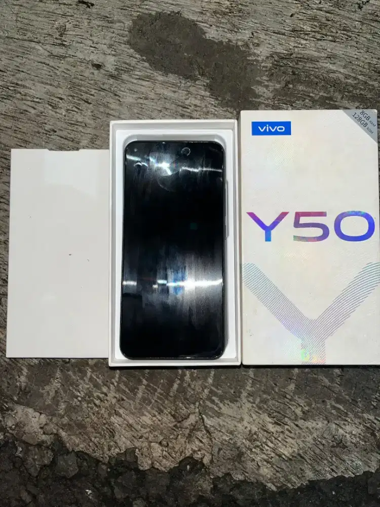 JUAL HP VIVO Y50 RAM 8/128