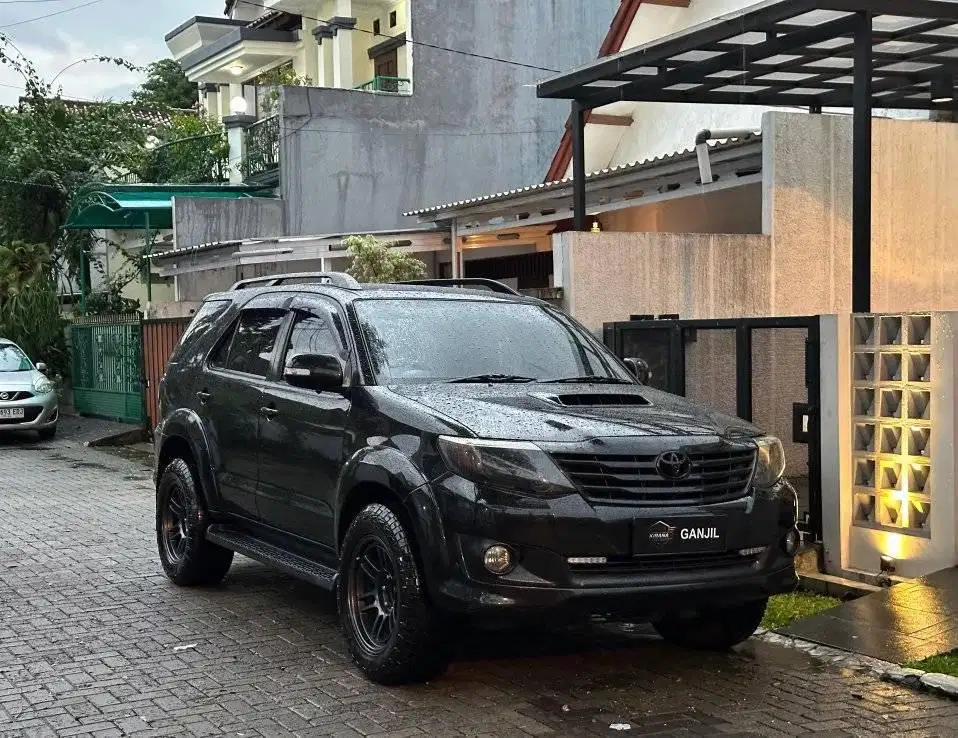 Toyota Fortuner VNT 2013 AT Matic Model 2014 Istimewa