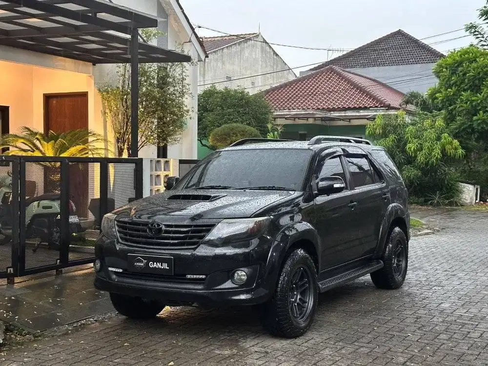 Toyota Fortuner 2013 VNT AT Matic Model 2014 Istimewa Siap pakai