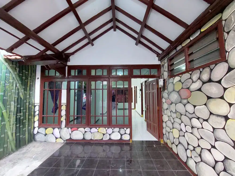 DISEWAKAN RUMAH PONDOK JATI DEKAT TOL SIDOARJO